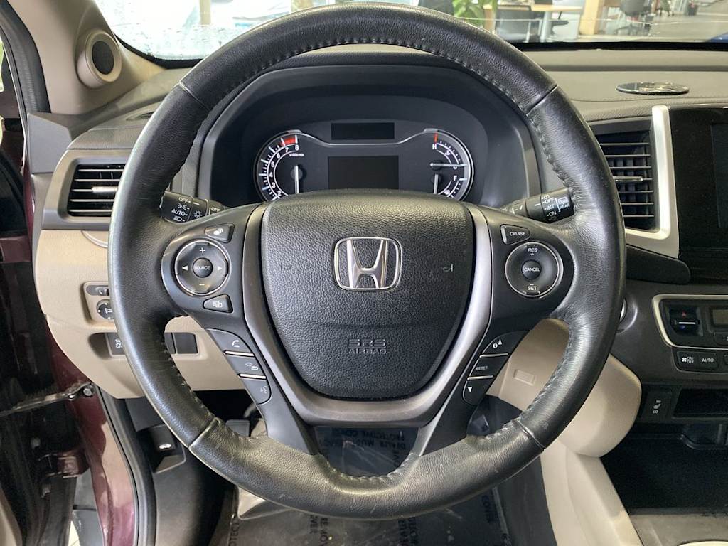 Thumbnail: 2017 Honda Pilot - 2