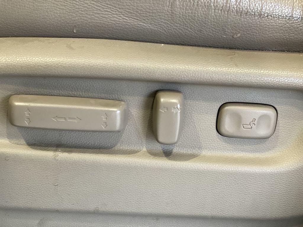 Thumbnail: 2019 Honda Pilot - 21