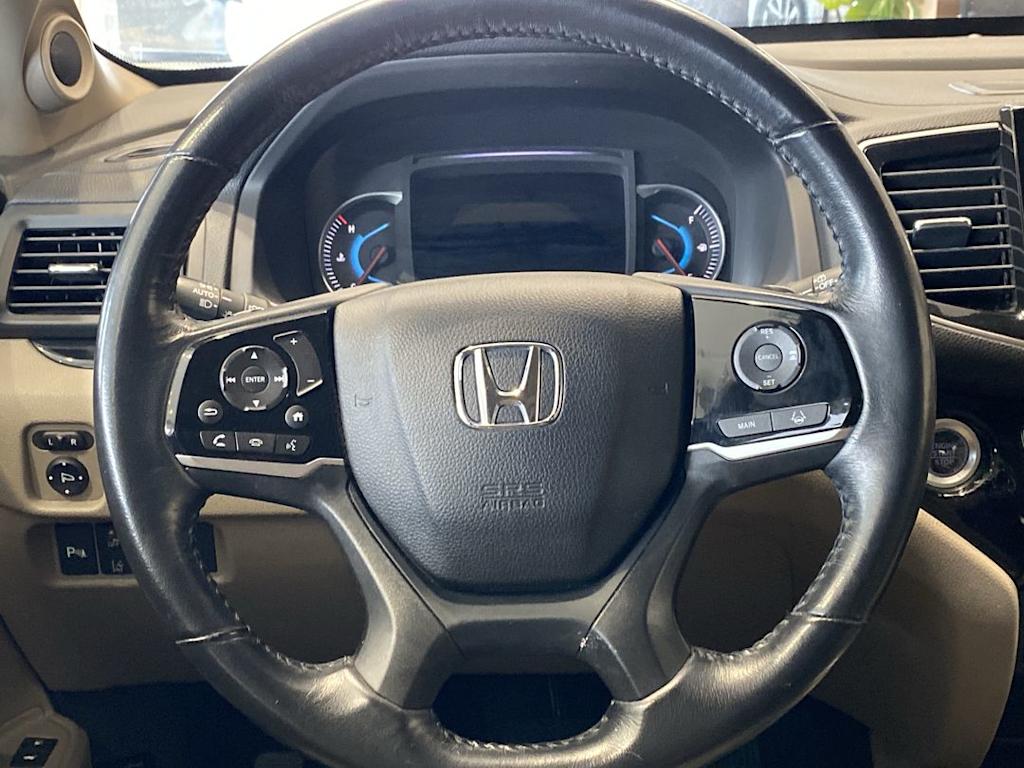 Thumbnail: 2019 Honda Pilot - 2