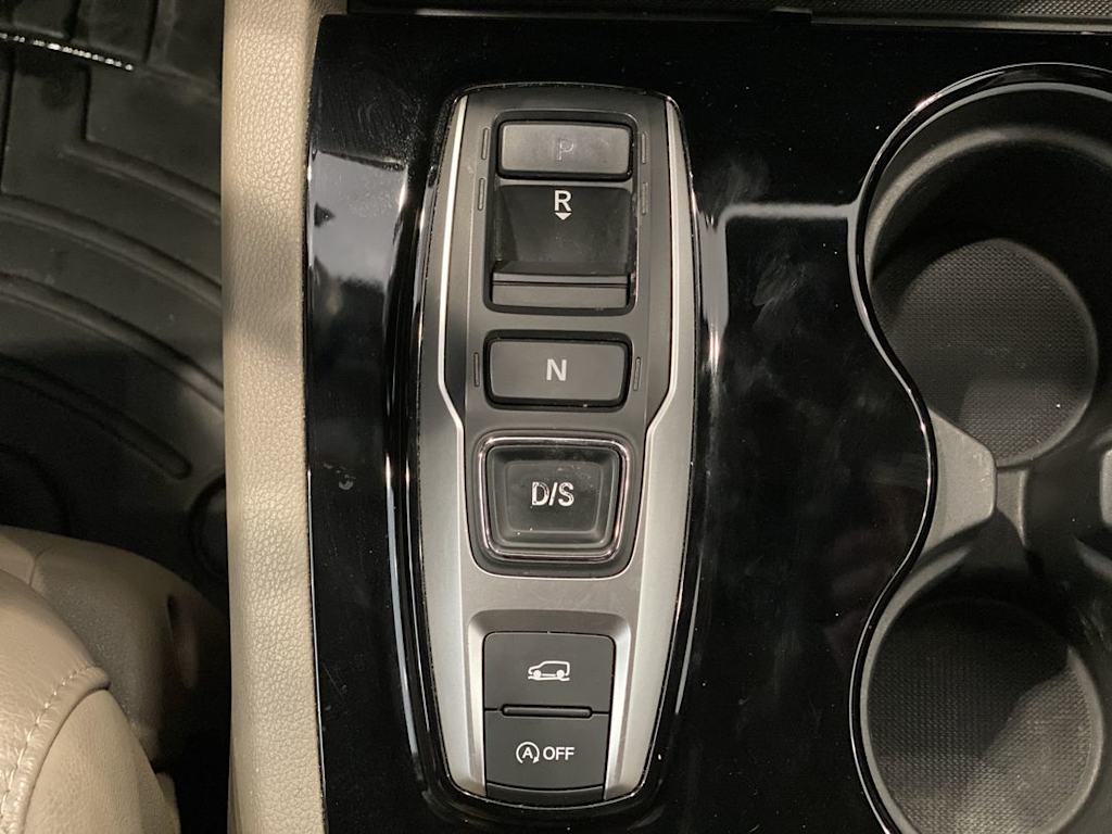 Thumbnail: 2019 Honda Pilot - 13