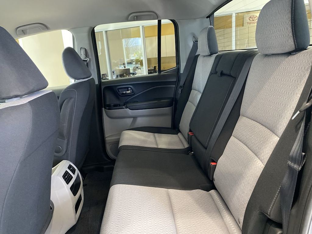 Thumbnail: 2017 Honda Ridgeline - 12