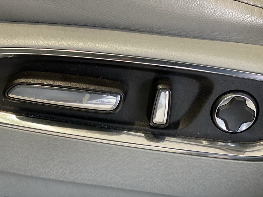 Thumbnail: 2020 Acura MDX - 22