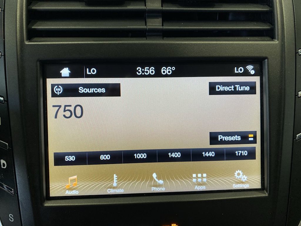Thumbnail: 2017 Lincoln MKC - 14