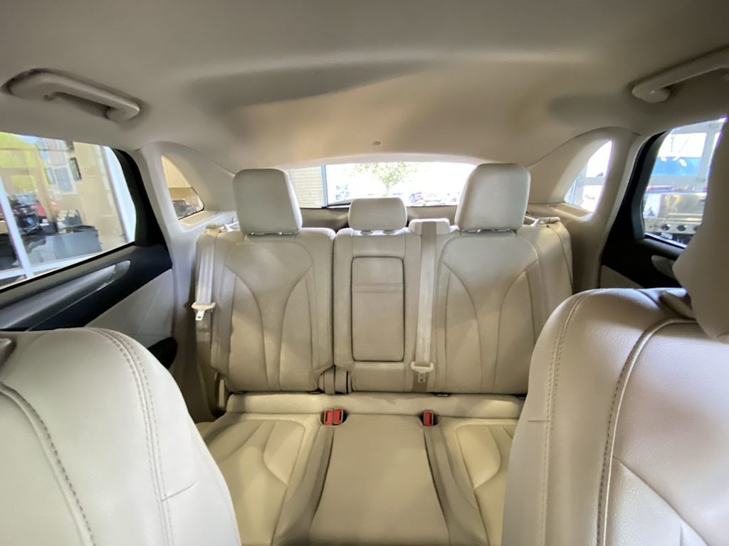 Thumbnail: 2017 Lincoln MKC - 10