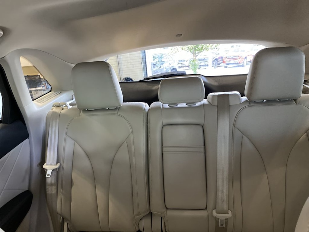 Thumbnail: 2017 Lincoln MKC - 23