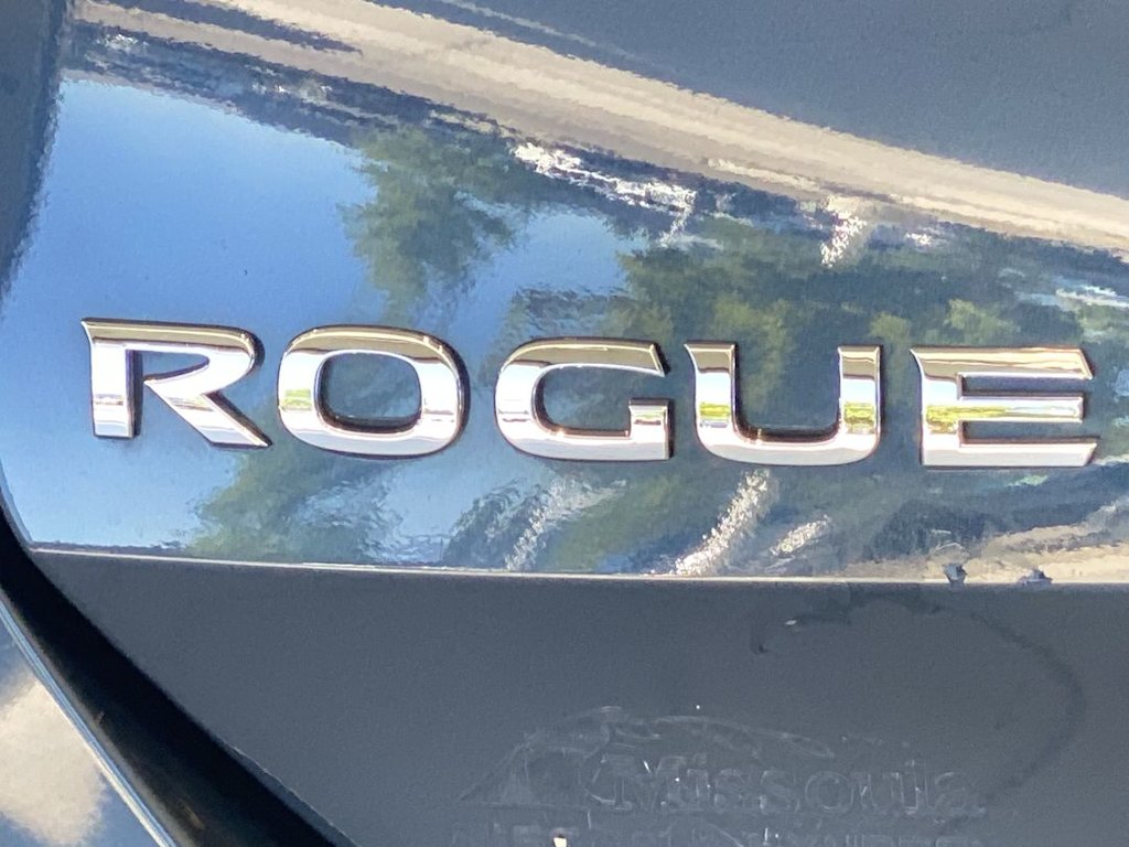 Thumbnail: 2016 Nissan Rogue - 19