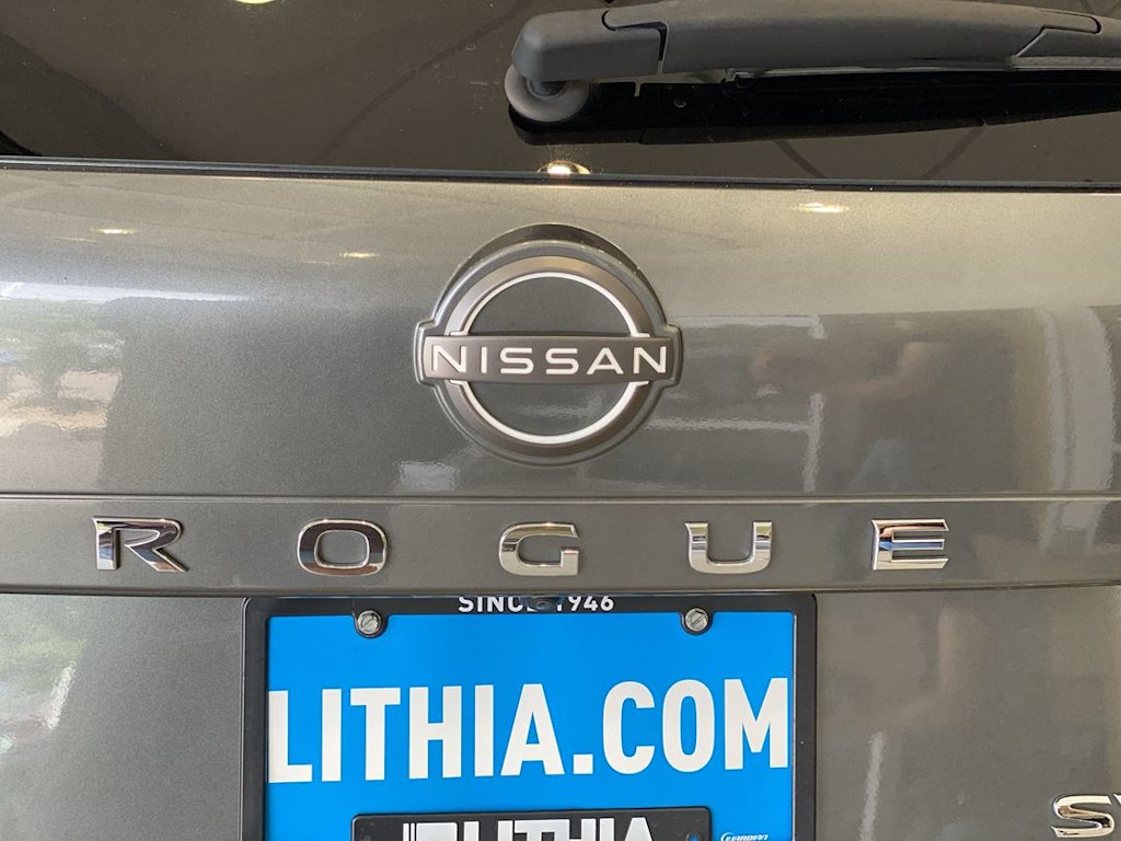 Thumbnail: 2023 Nissan Rogue - 21