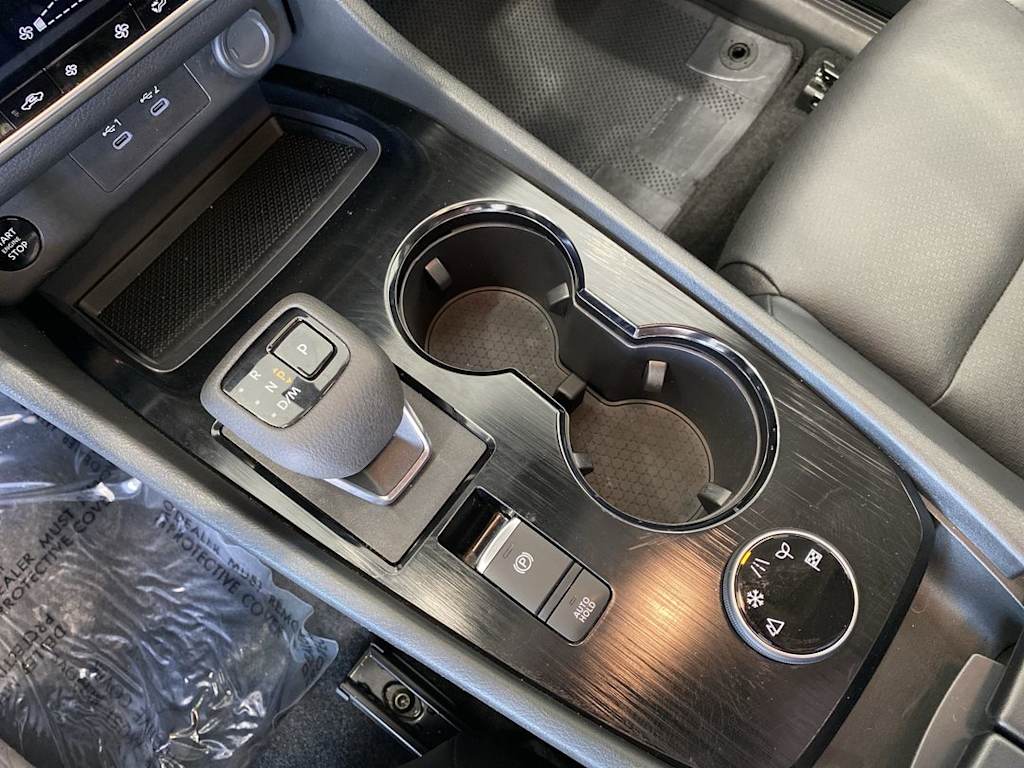 2024 Nissan Rogue SV 13