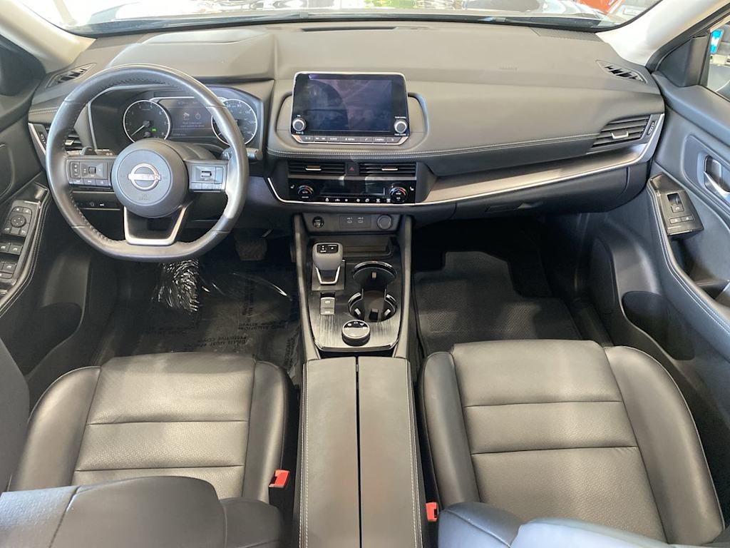 2024 Nissan Rogue SV 8