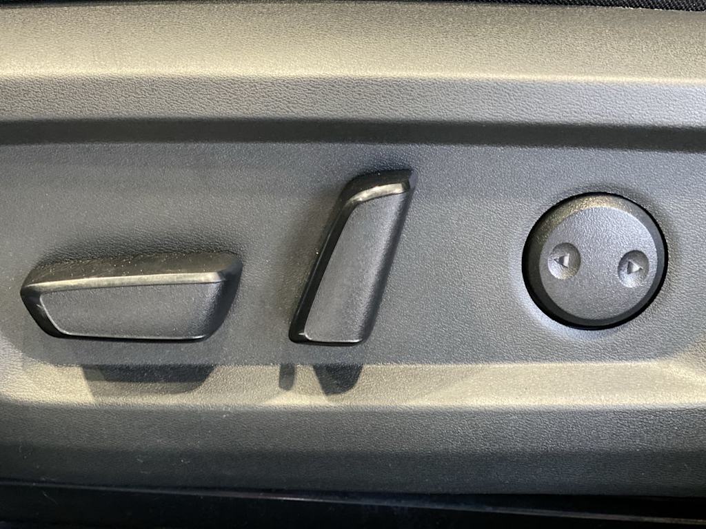 Thumbnail: 2023 Nissan Rogue - 23