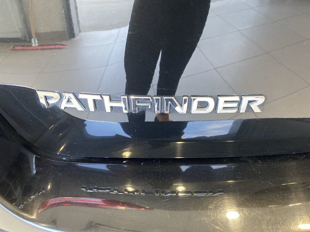 Thumbnail: 2019 Nissan Pathfinder - 20