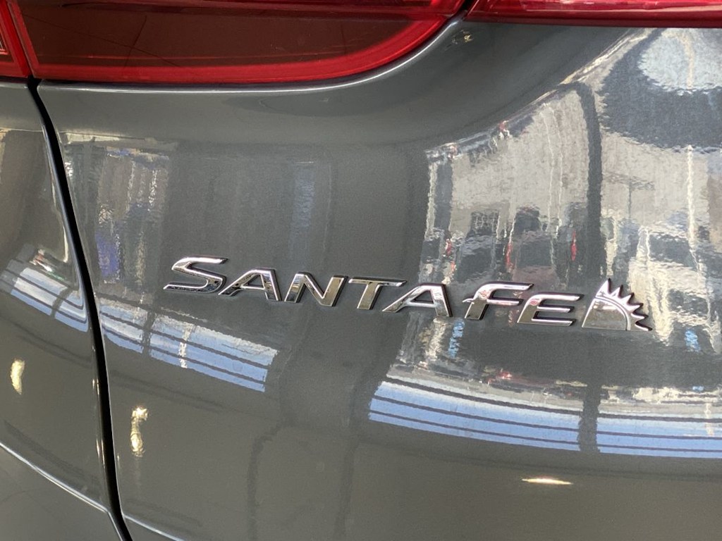 Thumbnail: 2023 Hyundai Santa Fe - 14