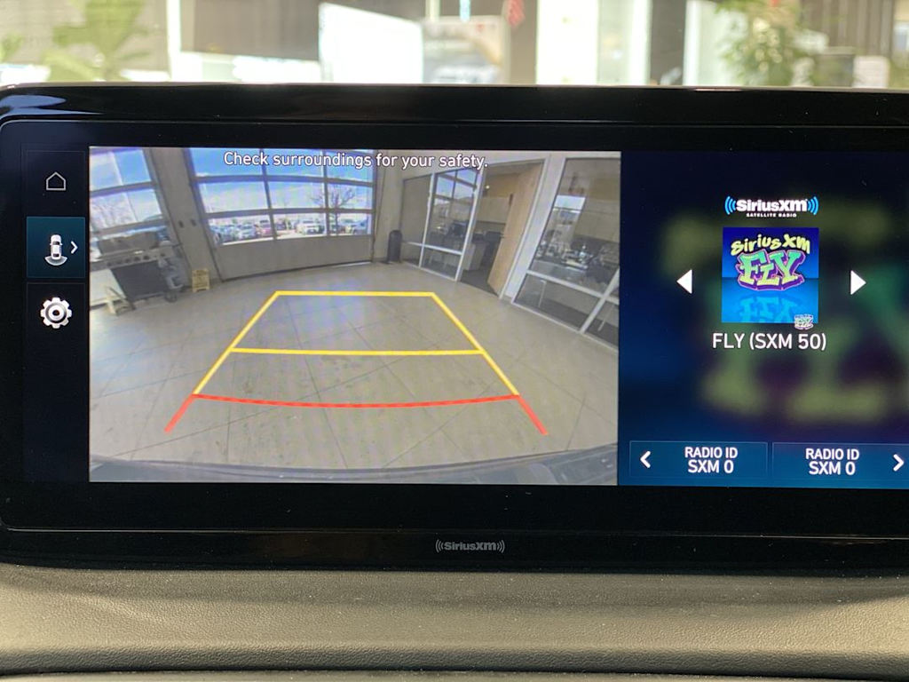 Thumbnail: 2023 Hyundai Santa Fe - 17