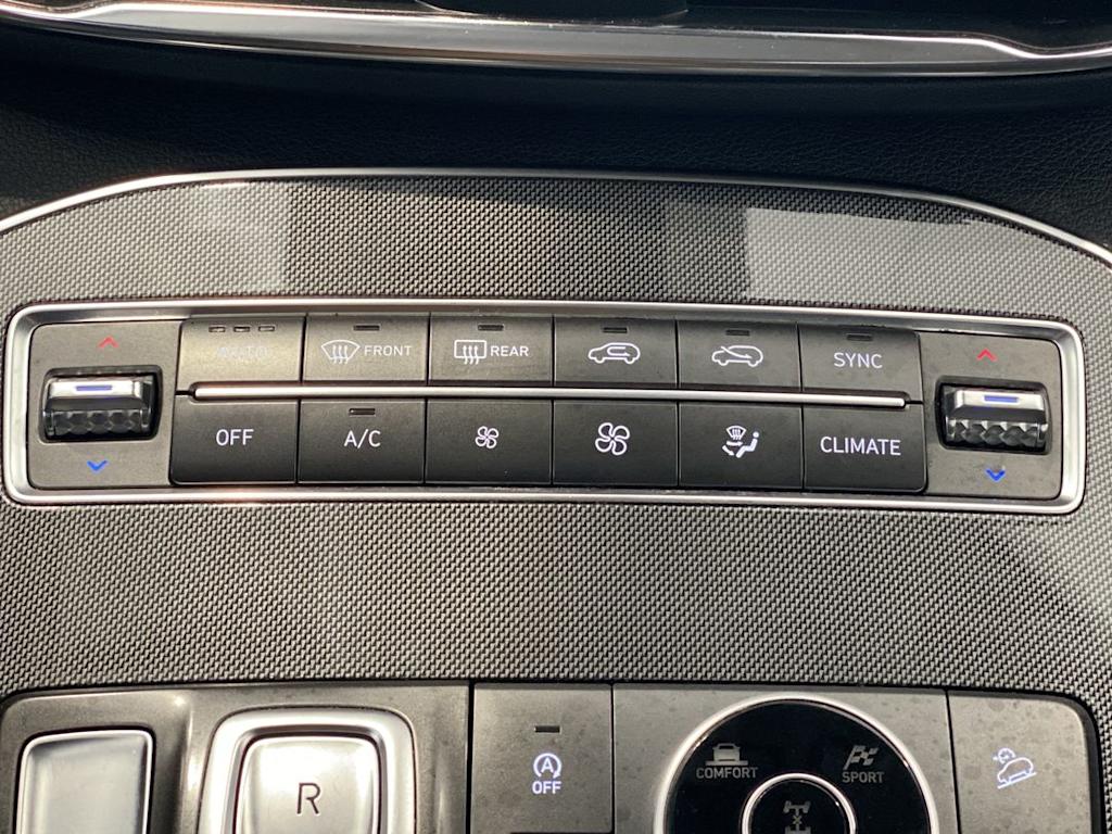 Thumbnail: 2021 Hyundai Santa Fe - 24