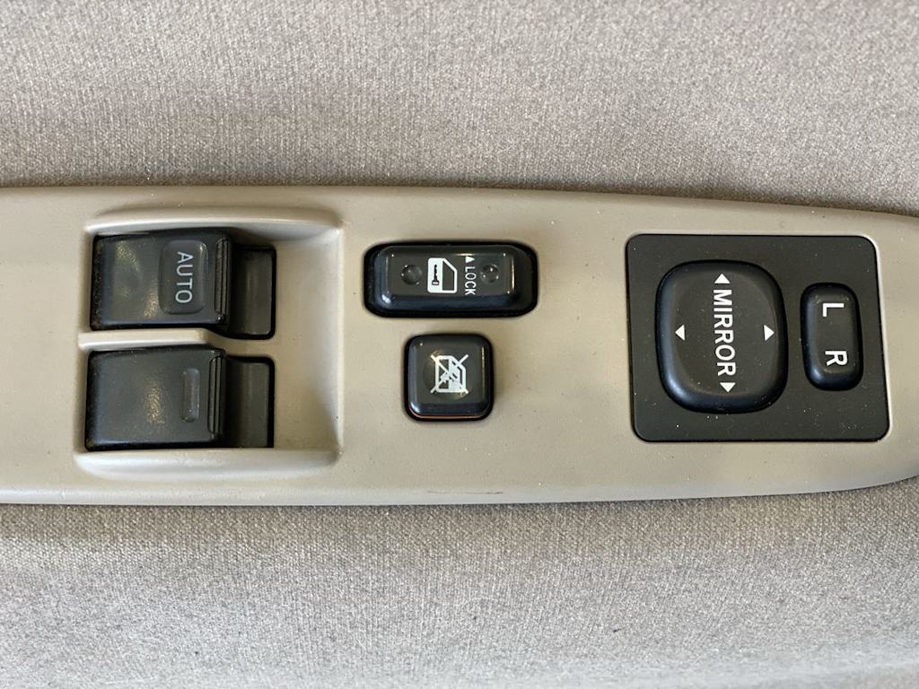 Thumbnail: 2006 Toyota Tundra - 22