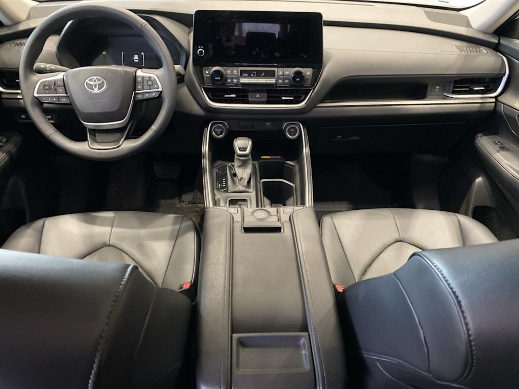 Thumbnail: 2025 Toyota Grand Highlander - 8