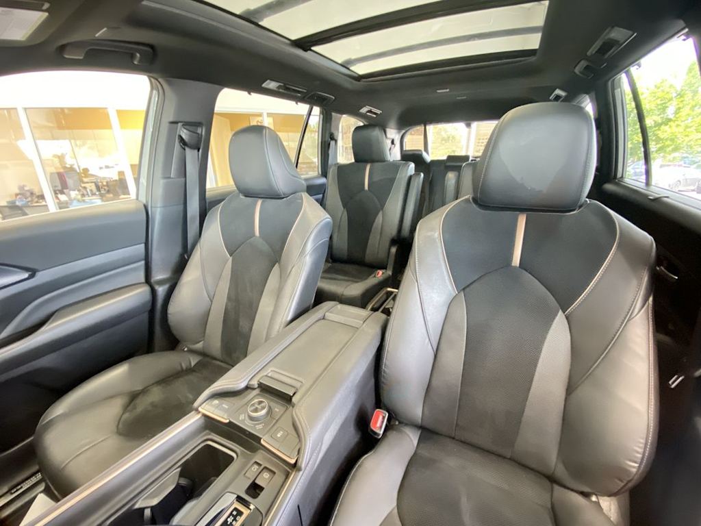 Thumbnail: 2025 Toyota Grand Highlander - 10