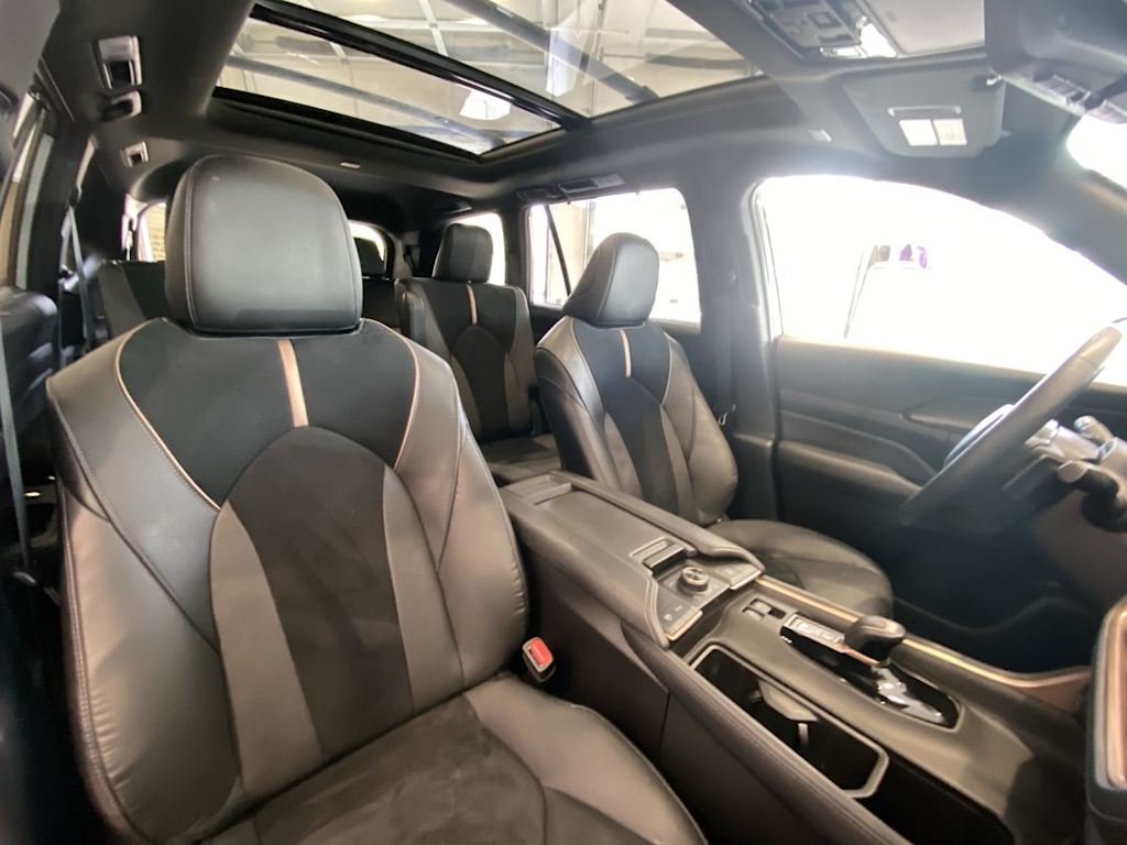 Thumbnail: 2025 Toyota Grand Highlander - 28