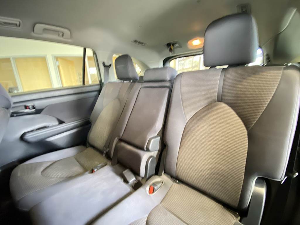 Thumbnail: 2021 Toyota Highlander - 12