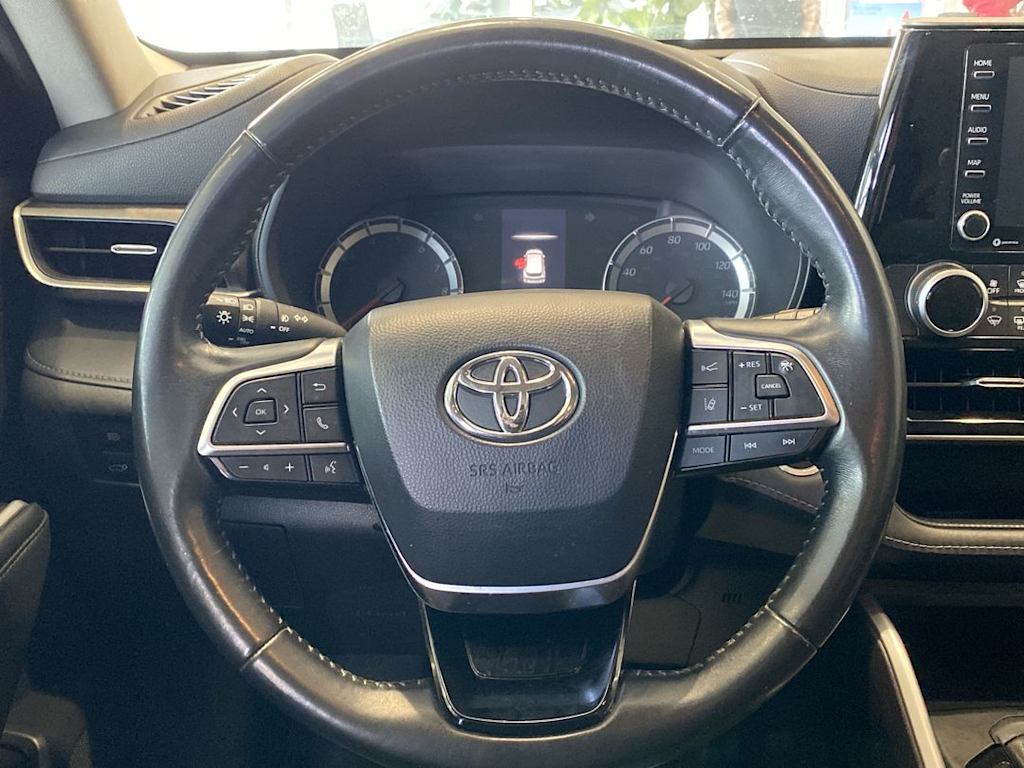 Thumbnail: 2021 Toyota Highlander - 2