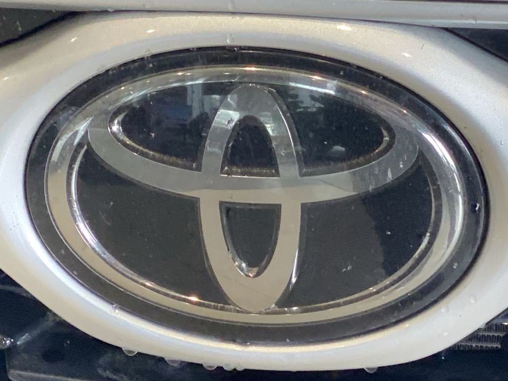 Thumbnail: 2021 Toyota Highlander - 7
