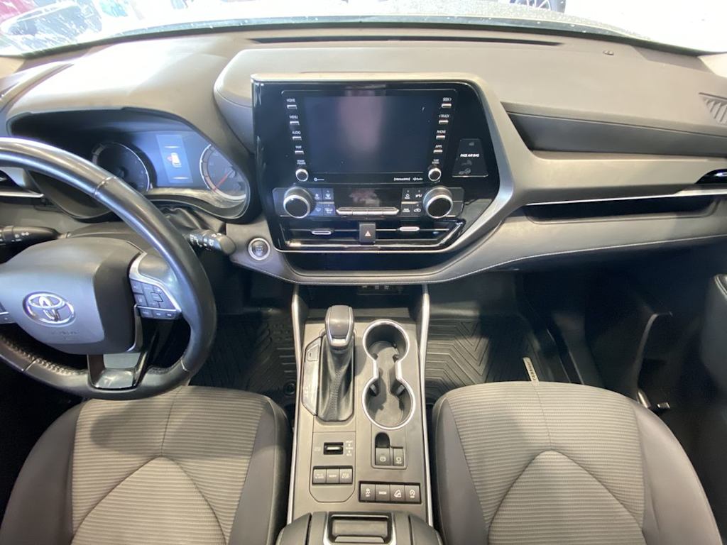Thumbnail: 2021 Toyota Highlander - 9