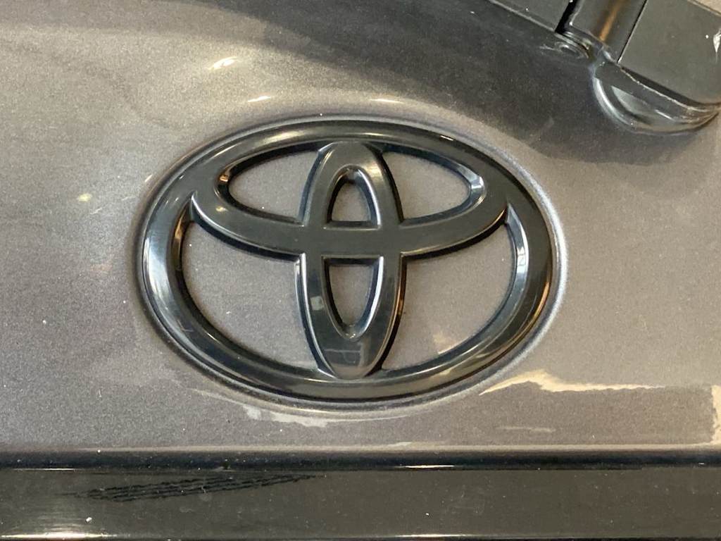 Thumbnail: 2022 Toyota Sequoia - 19