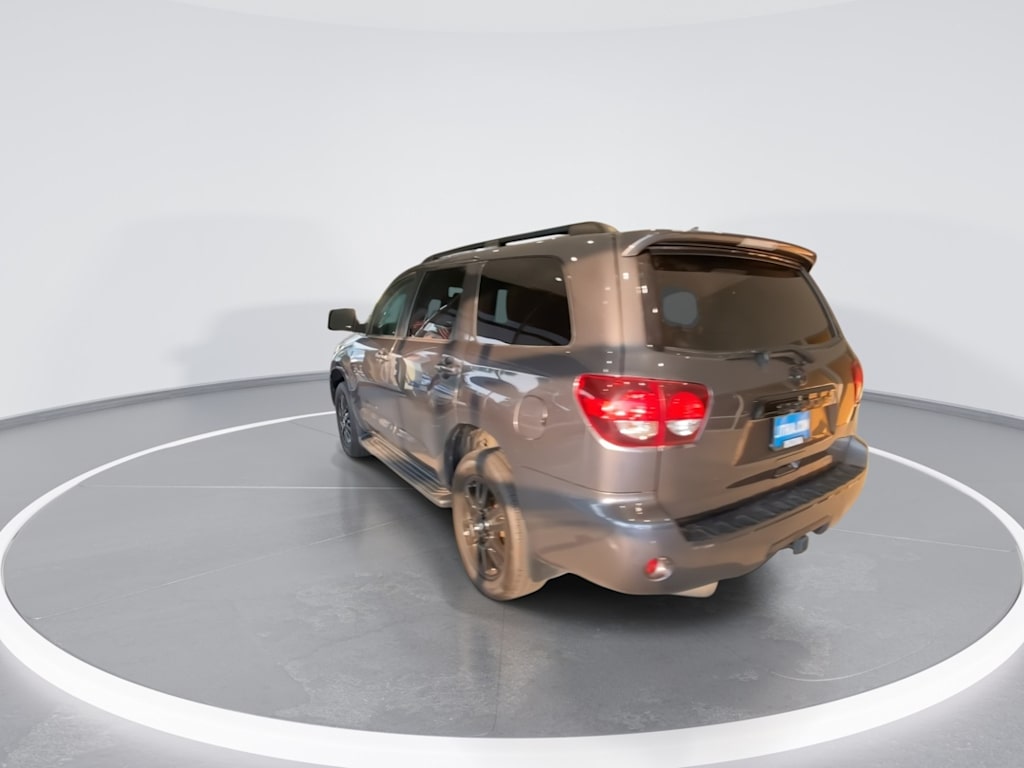 Thumbnail: 2022 Toyota Sequoia - 6