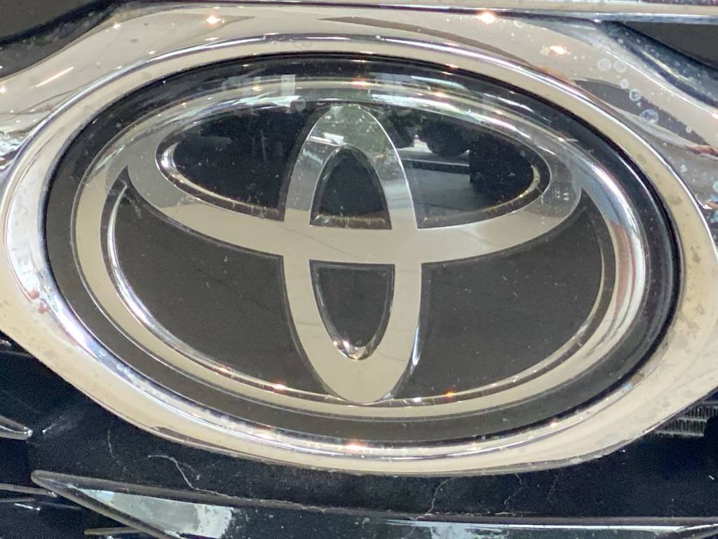 Thumbnail: 2022 Toyota Highlander - 21
