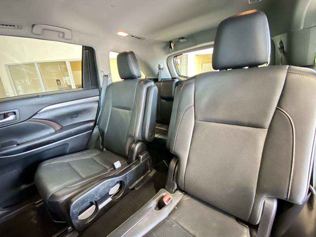 Thumbnail: 2017 Toyota Highlander - 11