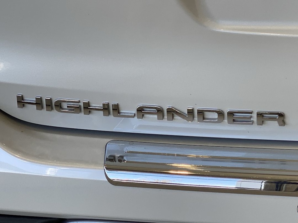 Thumbnail: 2024 Toyota Highlander - 22