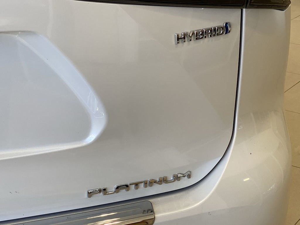 Thumbnail: 2024 Toyota Highlander - 23