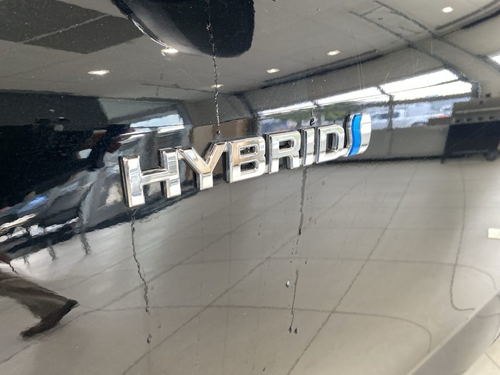 Thumbnail: 2021 Toyota Highlander - 6