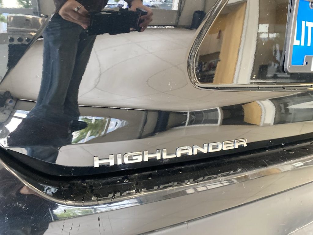 Thumbnail: 2021 Toyota Highlander - 22