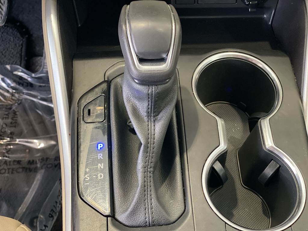 Thumbnail: 2022 Toyota Highlander - 12