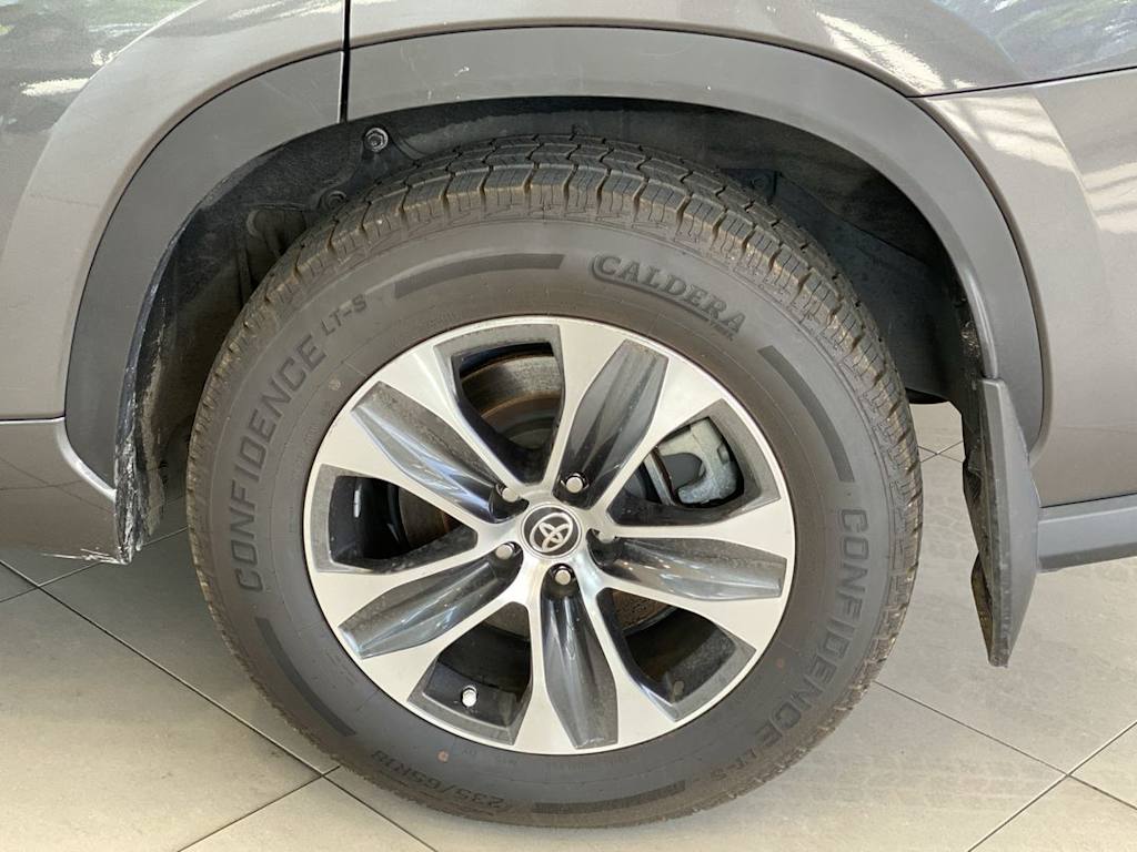 Thumbnail: 2021 Toyota Highlander - 8