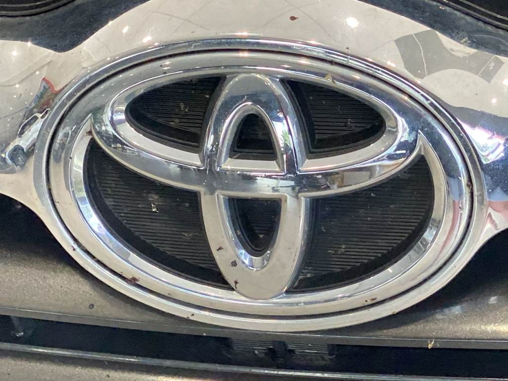 Thumbnail: 2016 Toyota Highlander - 20