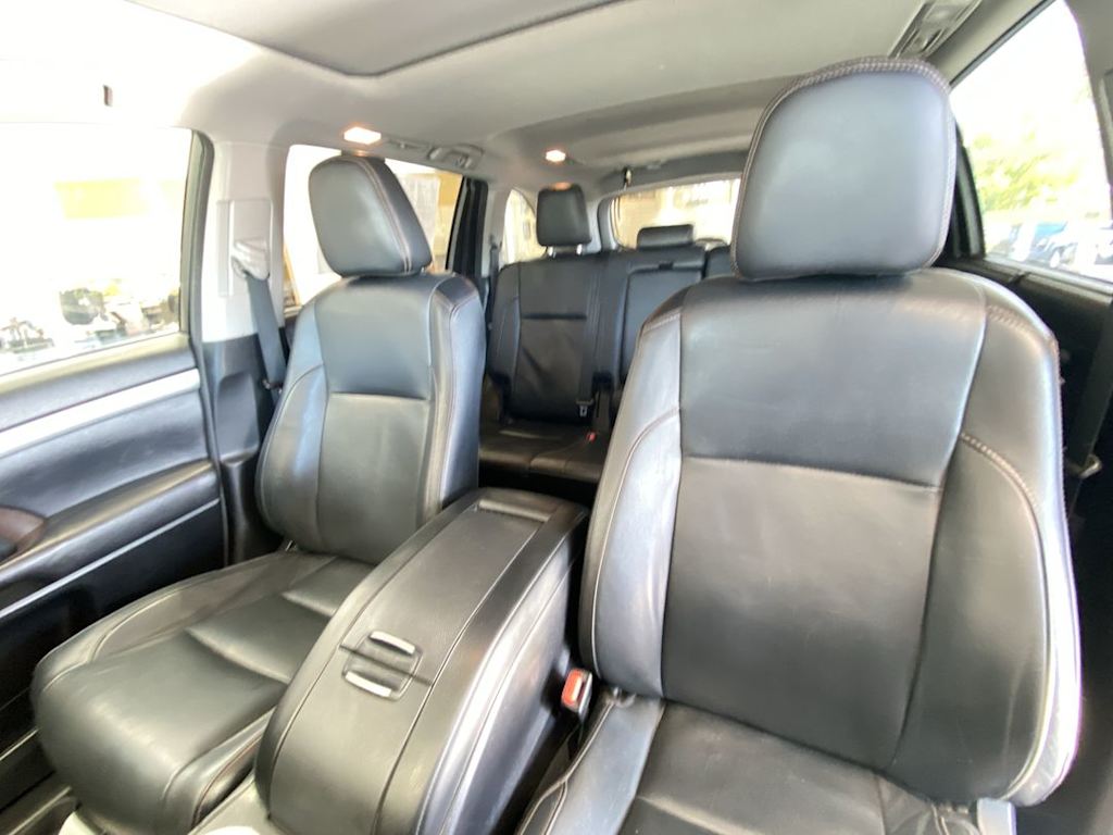 Thumbnail: 2017 Toyota Highlander - 10