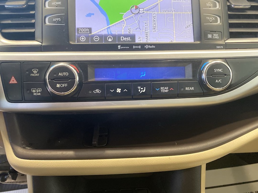 Thumbnail: 2018 Toyota Highlander - 26