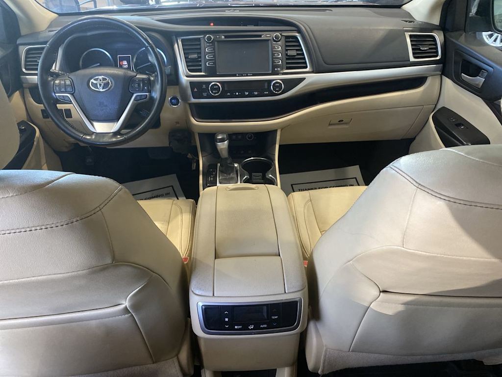 Thumbnail: 2018 Toyota Highlander - 9