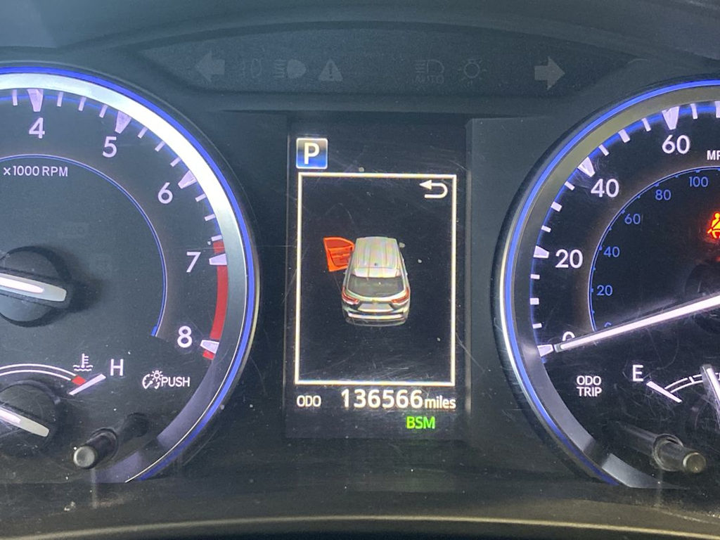 Thumbnail: 2018 Toyota Highlander - 15