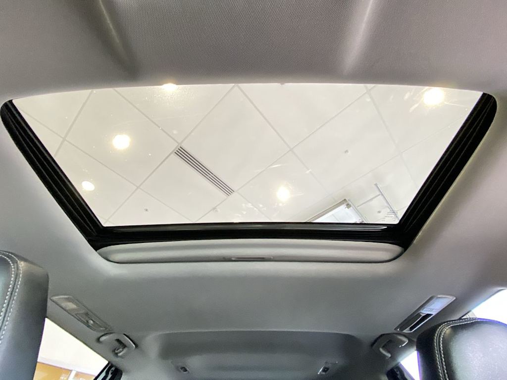 Thumbnail: 2018 Toyota Highlander - 27