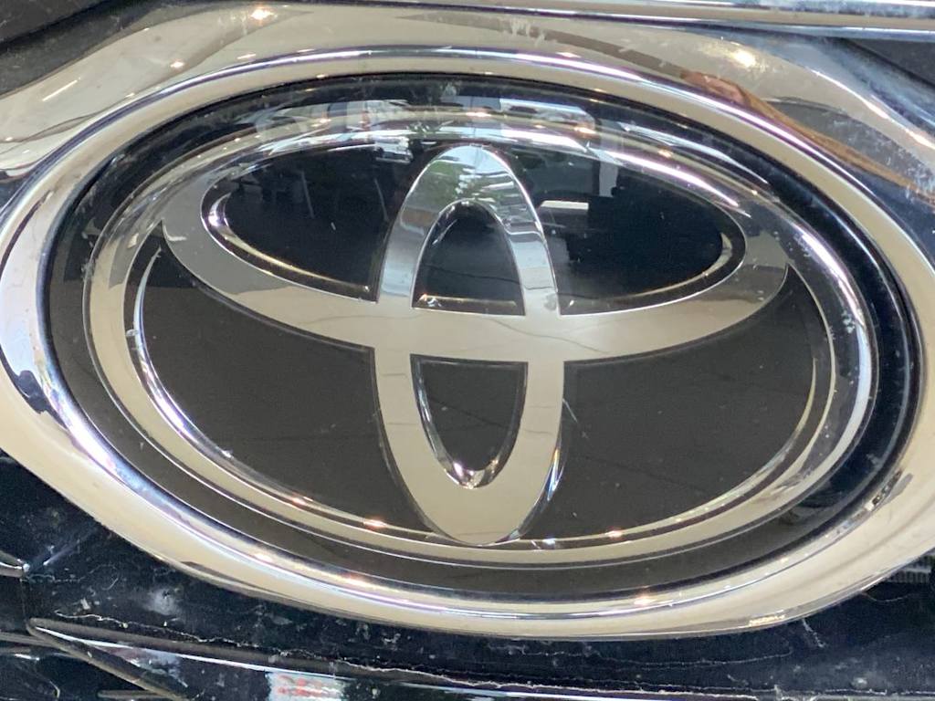 Thumbnail: 2023 Toyota Highlander - 7