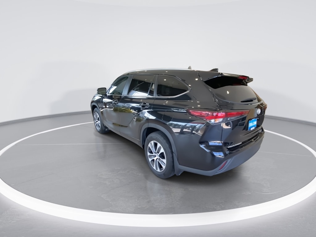 Thumbnail: 2024 Toyota Highlander - 6