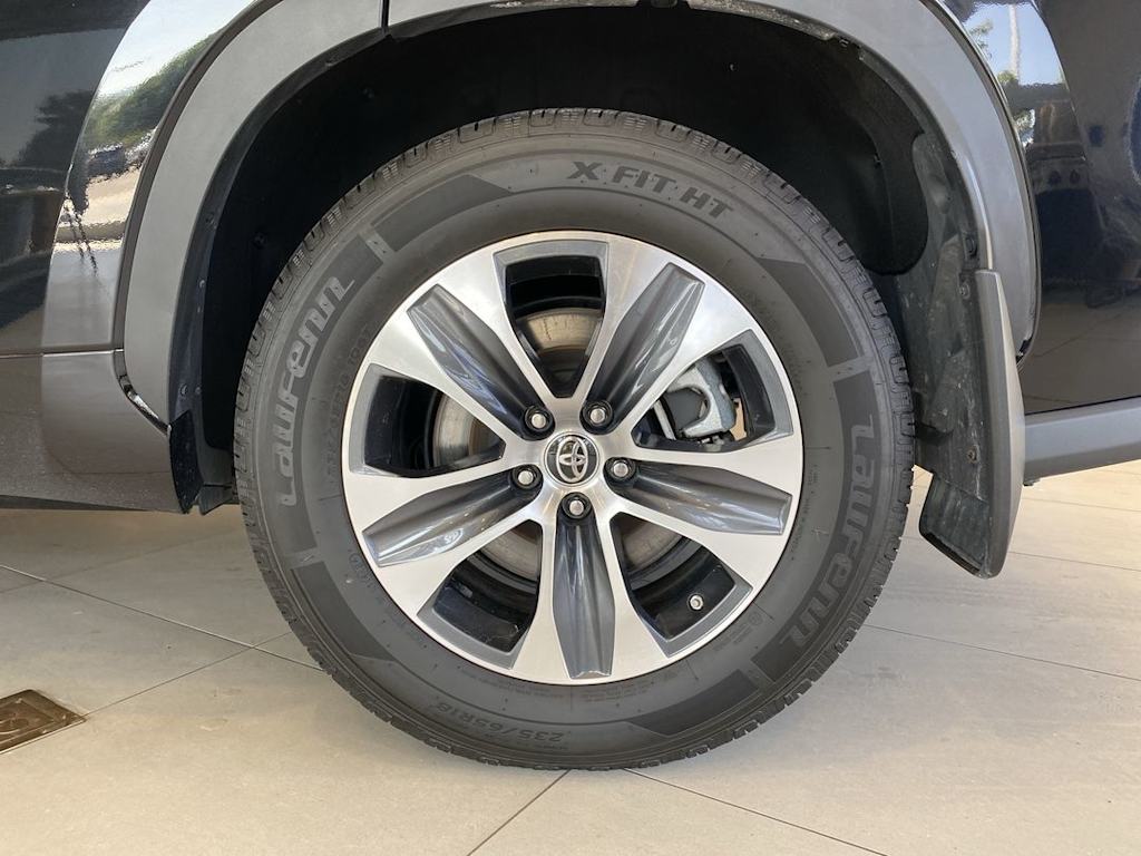 Thumbnail: 2024 Toyota Highlander - 7