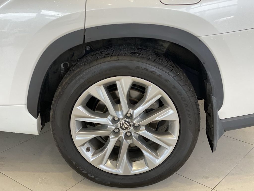 Thumbnail: 2025 Toyota Highlander - 7