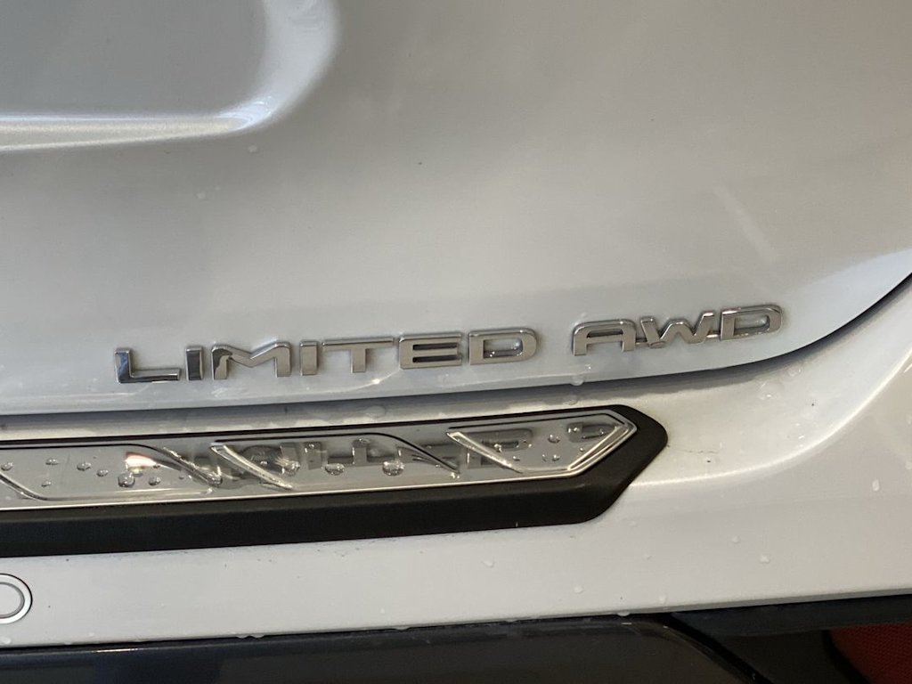 Thumbnail: 2025 Toyota Highlander - 20