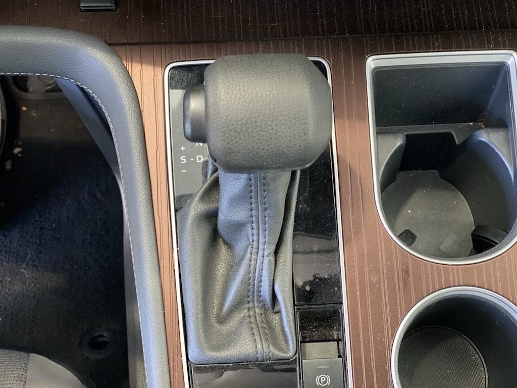 Thumbnail: 2024 Toyota Sienna - 13