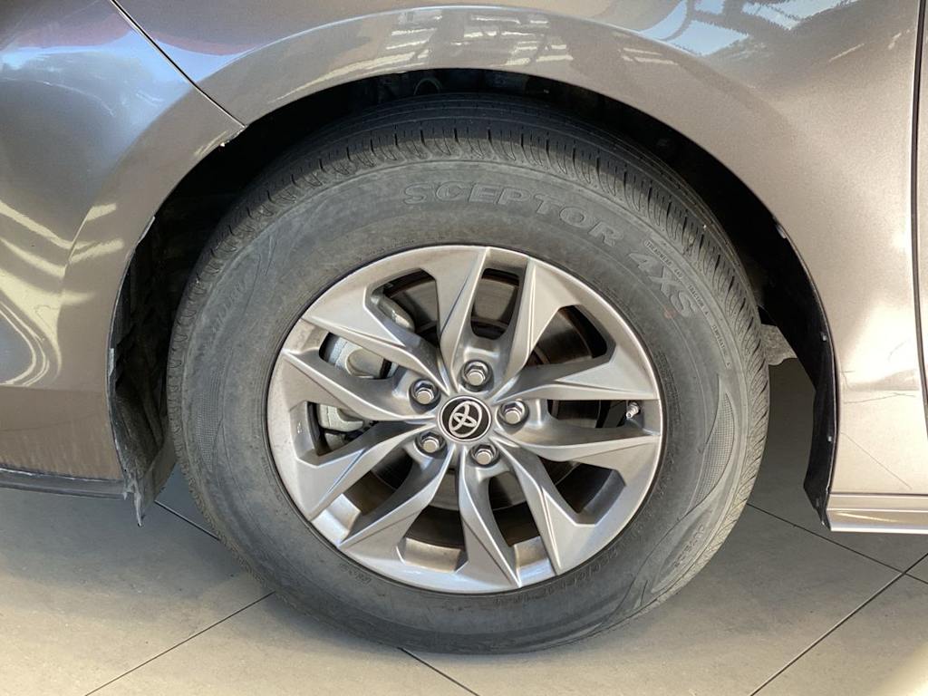 Thumbnail: 2024 Toyota Sienna - 7