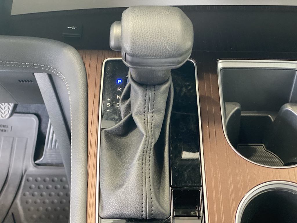 Thumbnail: 2024 Toyota Sienna - 13